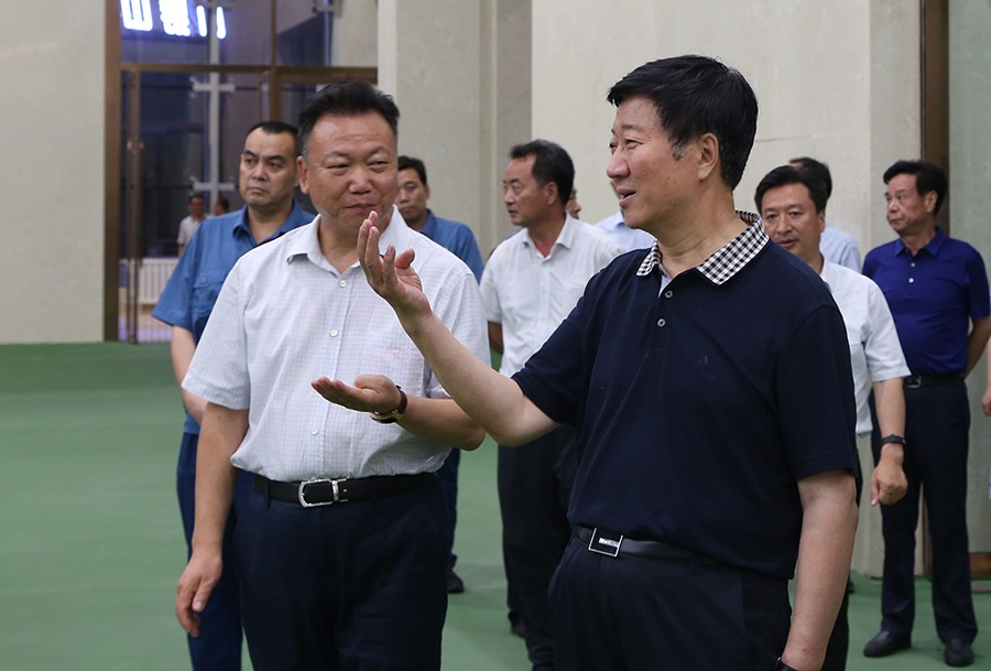 22-2018年6月，省人大常委會黨組書記、副主任王璽玉蒞臨金徽股份視察。.jpg